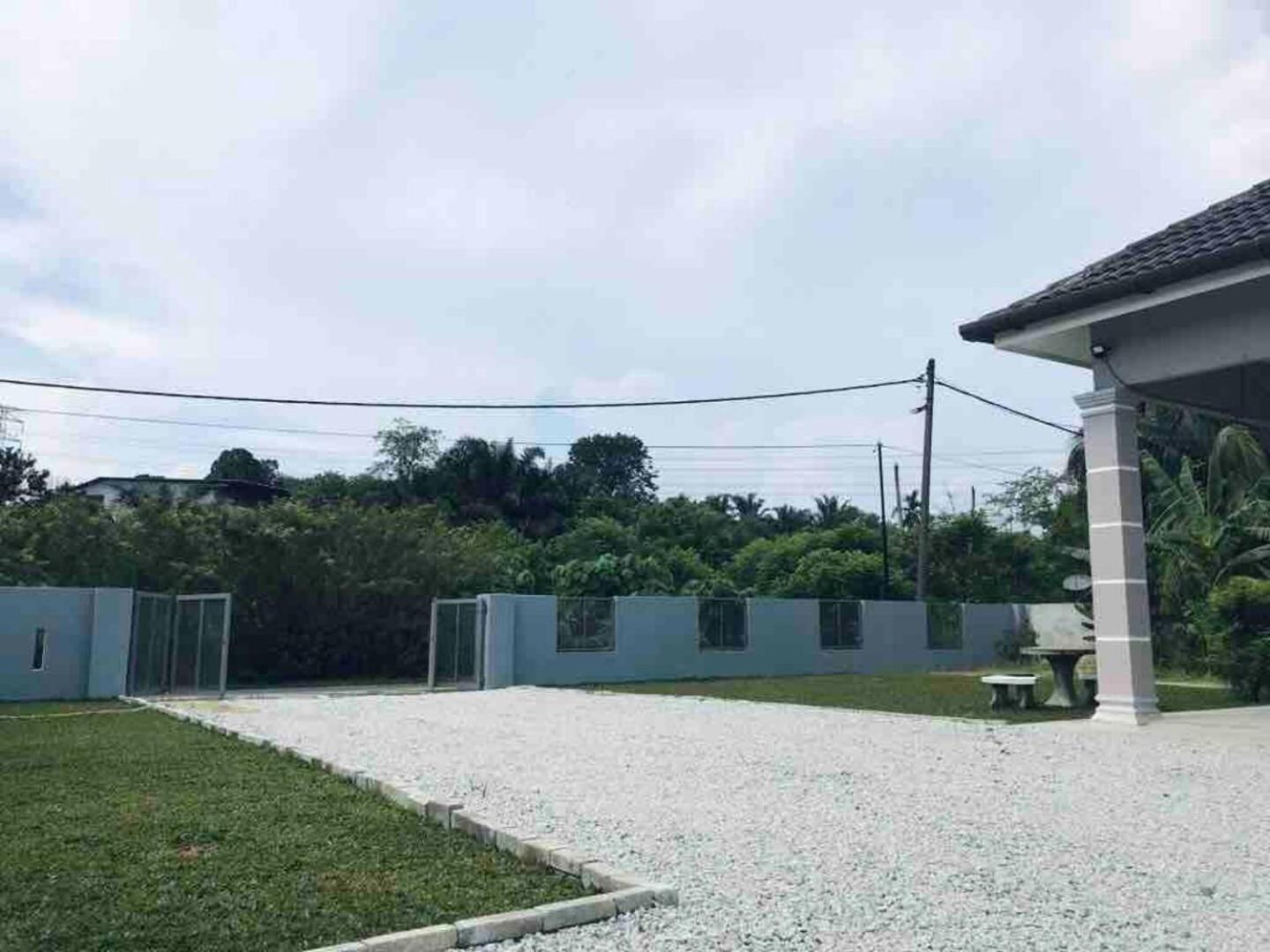Kundang Villa @ Tasik Biru - 3 Bedrooms Bungalow Rawang Dış mekan fotoğraf